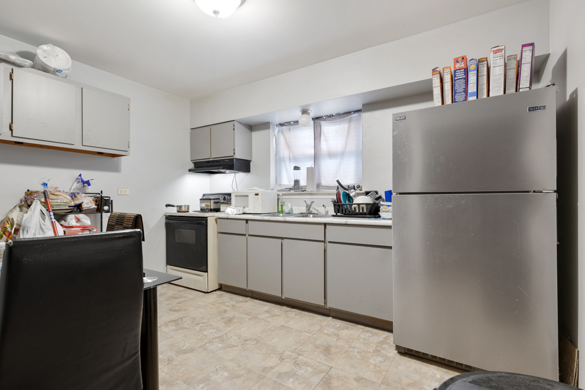 528 North Ardmore Avenue Villa Park IL 60181
