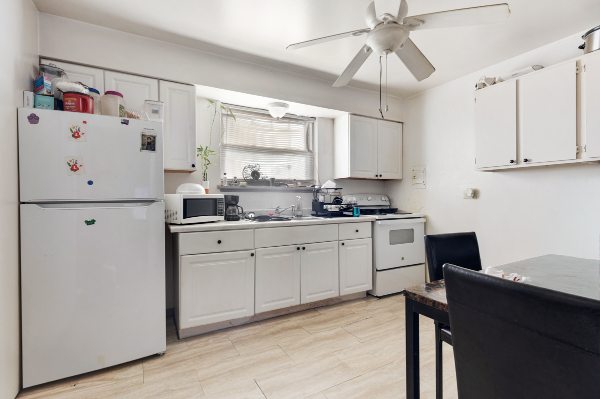 528 North Ardmore Avenue Villa Park IL 60181