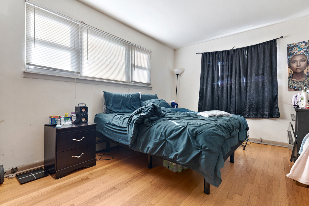 528 North Ardmore Avenue Villa Park IL 60181
