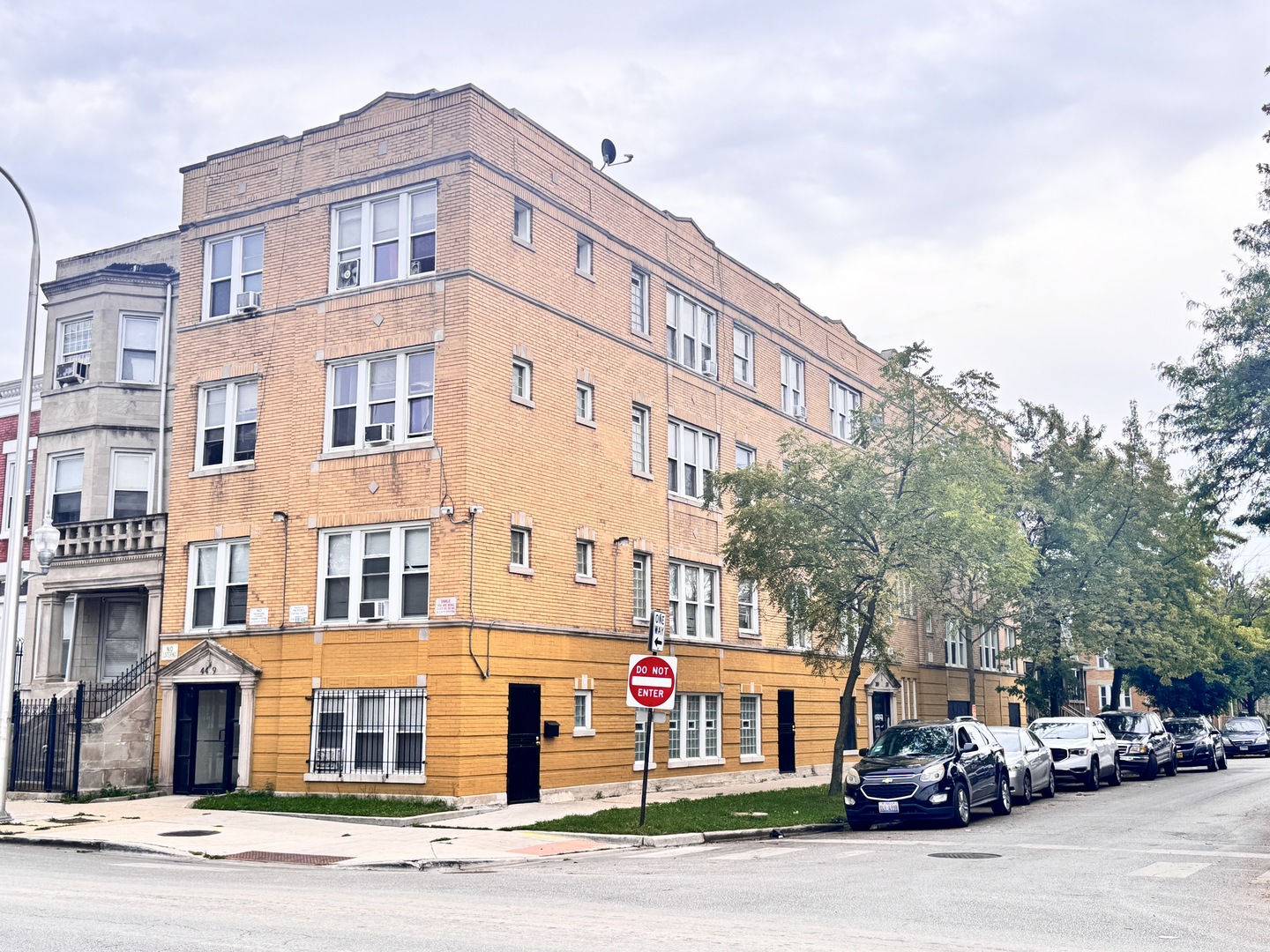 4459 West Jackson Boulevard Chicago IL 60624