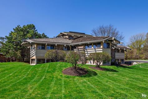 970 Mchenry Avenue Crystal Lake IL 60014
