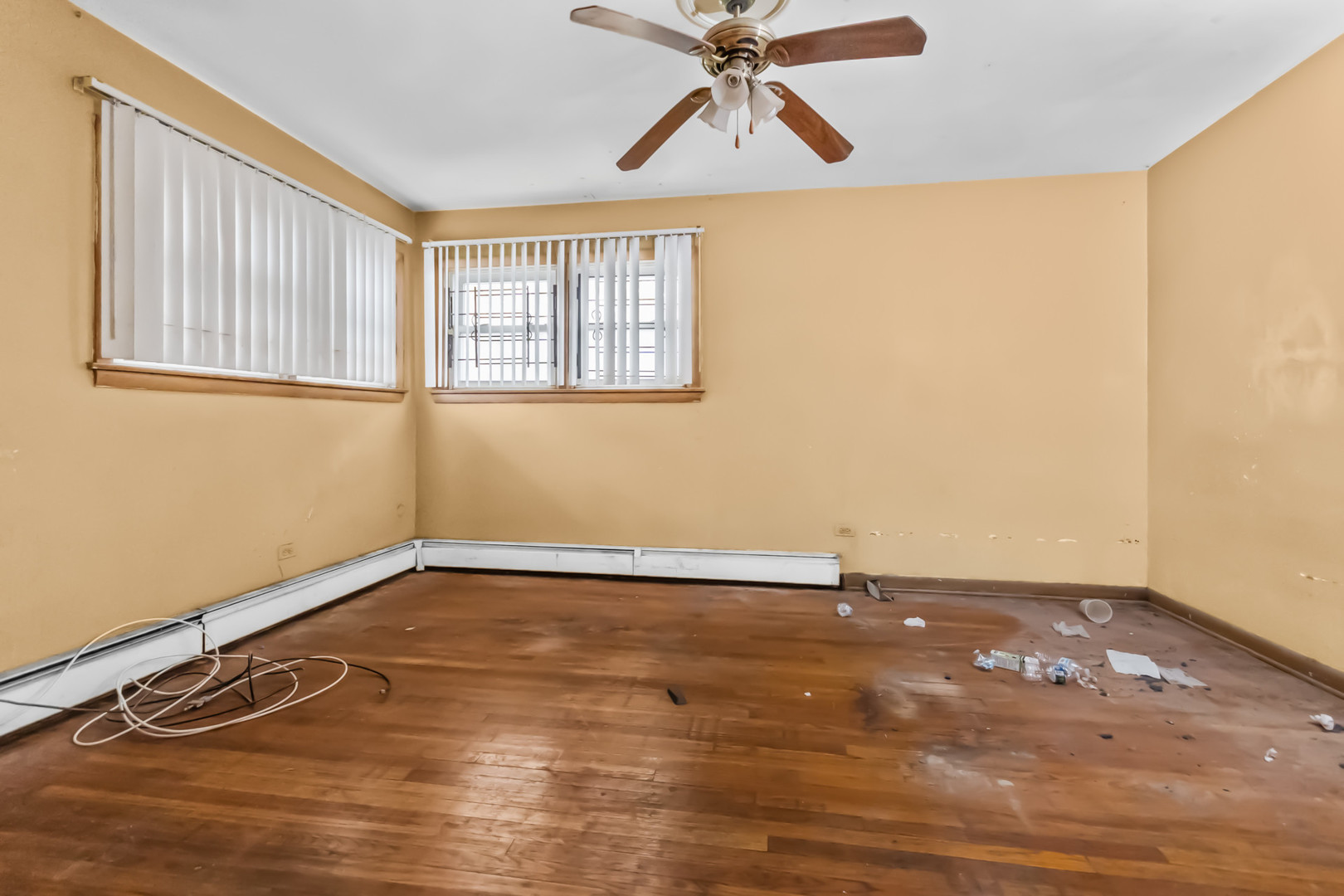 2544 East 83rd Street Chicago IL 60617