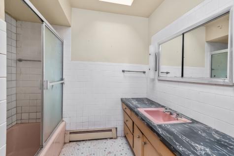 2544 East 83rd Street Chicago IL 60617