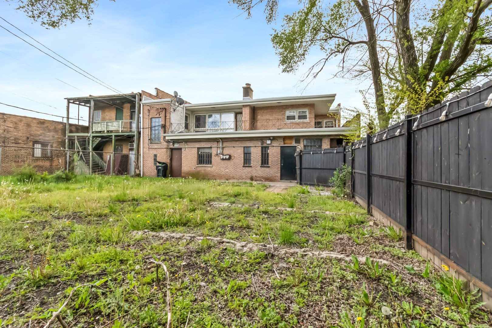 2544 East 83rd Street Chicago IL 60617