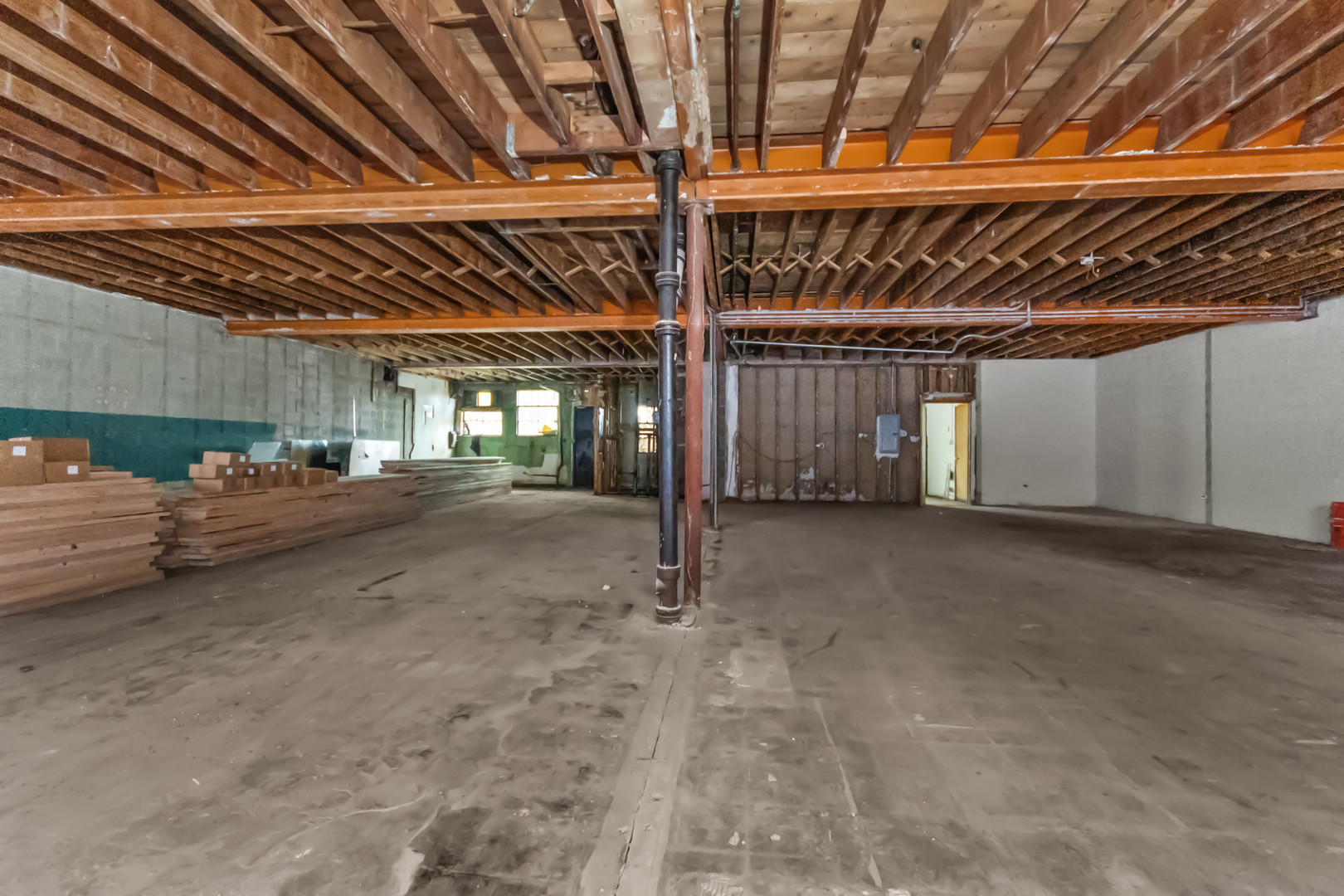 2544 East 83rd Street Chicago IL 60617
