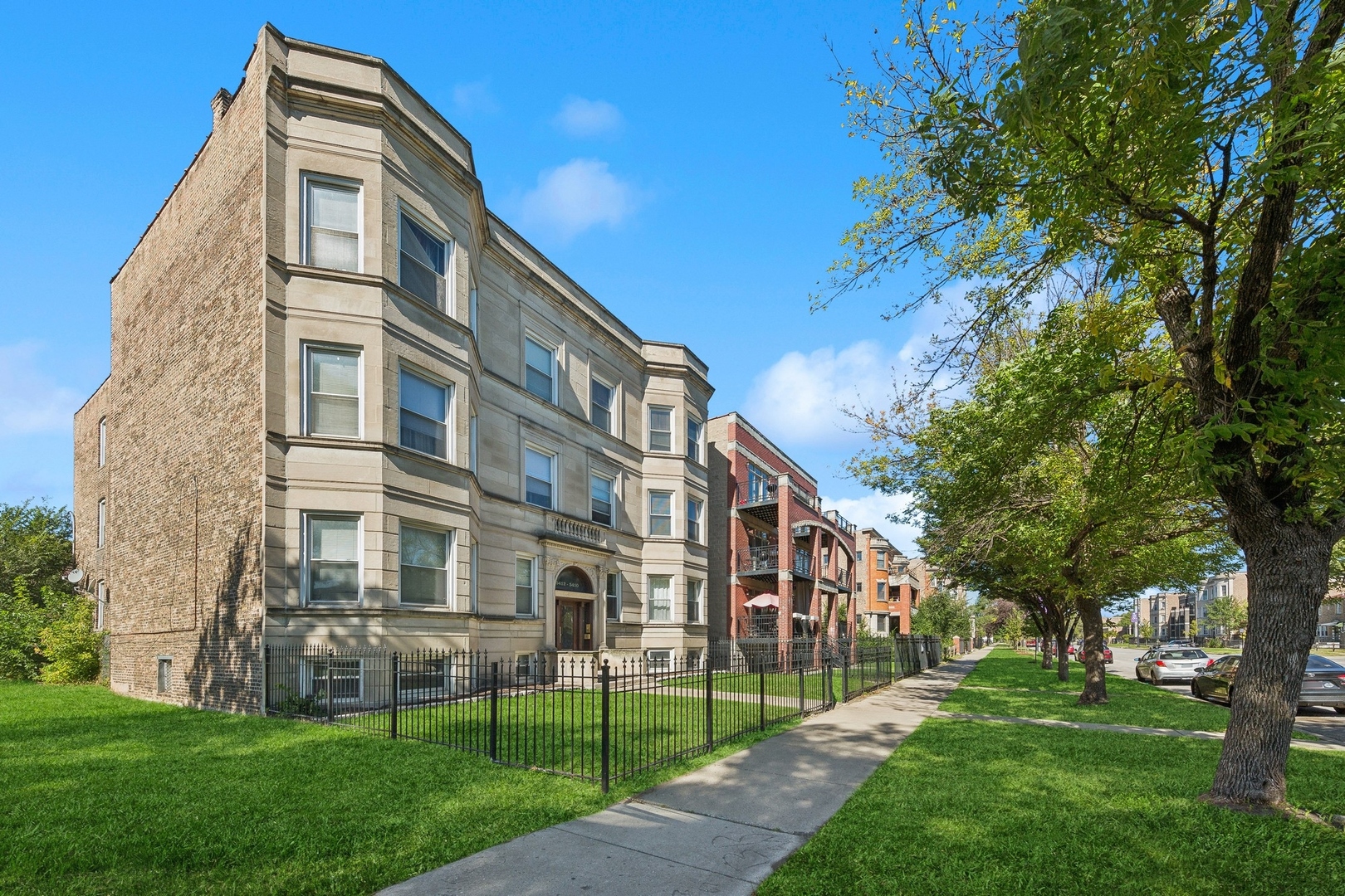 5410 South Indiana Avenue Chicago IL 60615
