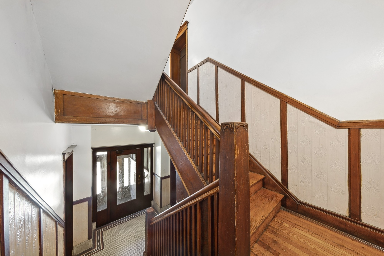5410 South Indiana Avenue Chicago IL 60615