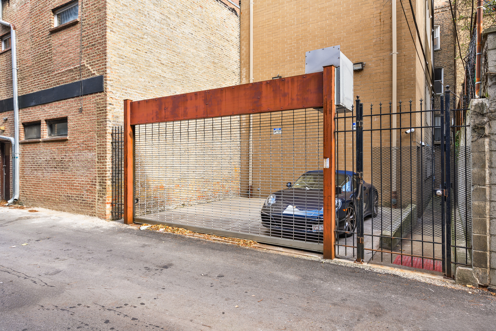812 North Dearborn Street Chicago IL 60610