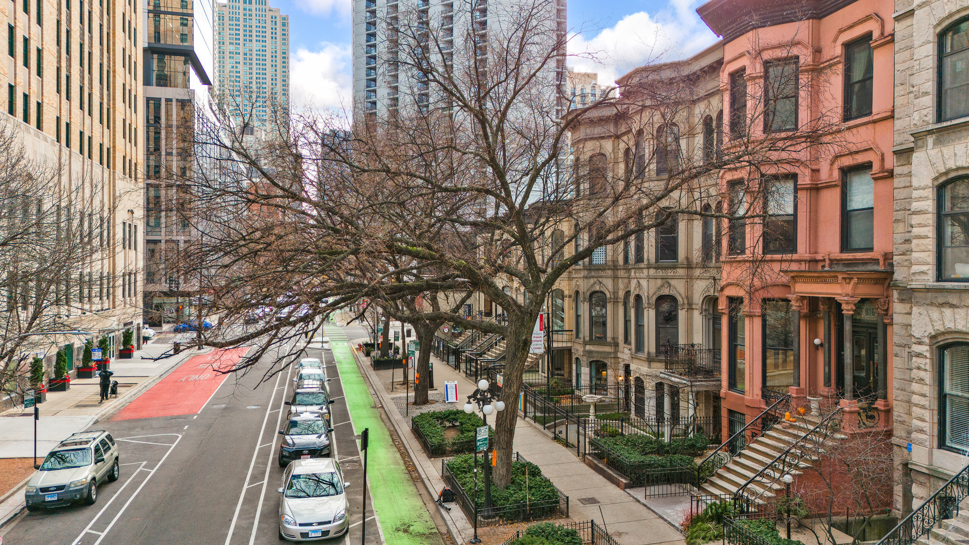 812 North Dearborn Street Chicago IL 60610