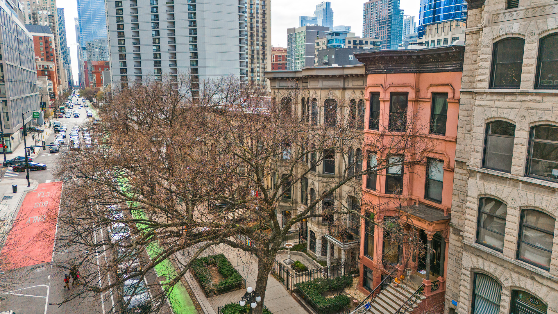 812 North Dearborn Street Chicago IL 60610