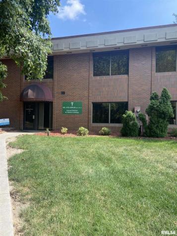 609 35TH Avenue Moline IL 61265