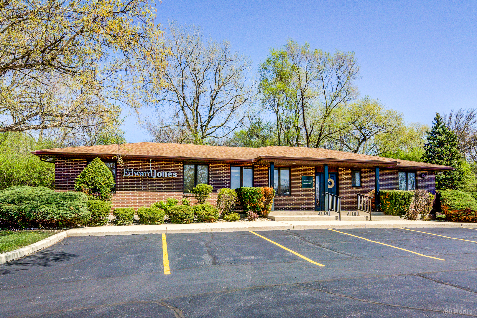 7101 Janes Avenue Woodridge IL 60517