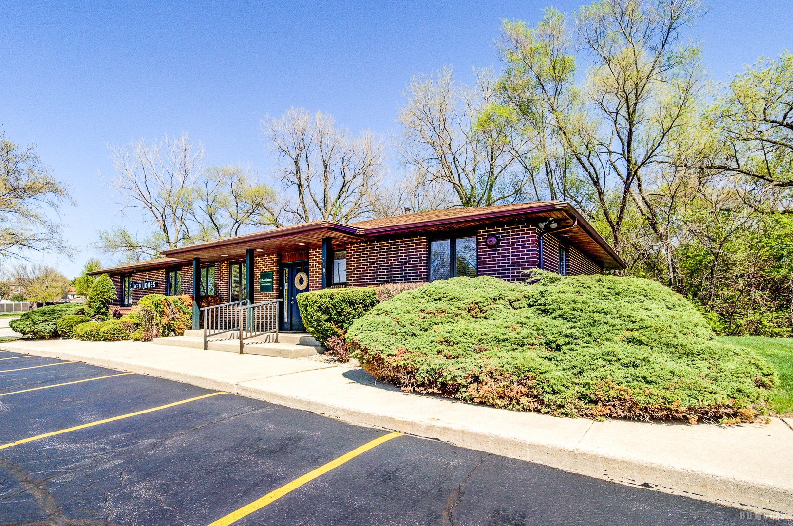 7101 Janes Avenue Woodridge IL 60517