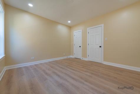 7727 South Carpenter Street Chicago IL 60620