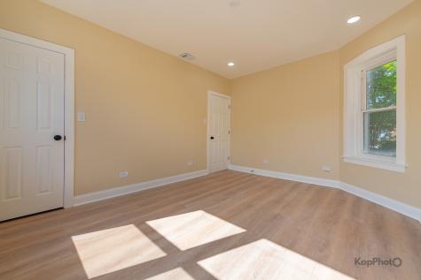 7727 South Carpenter Street Chicago IL 60620