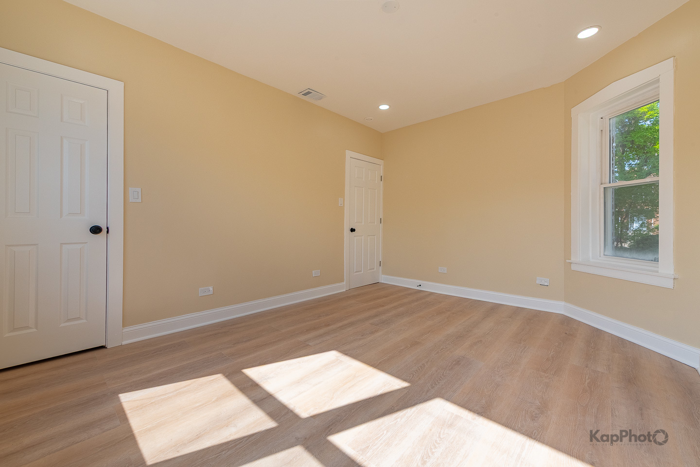 7727 South Carpenter Street Chicago IL 60620