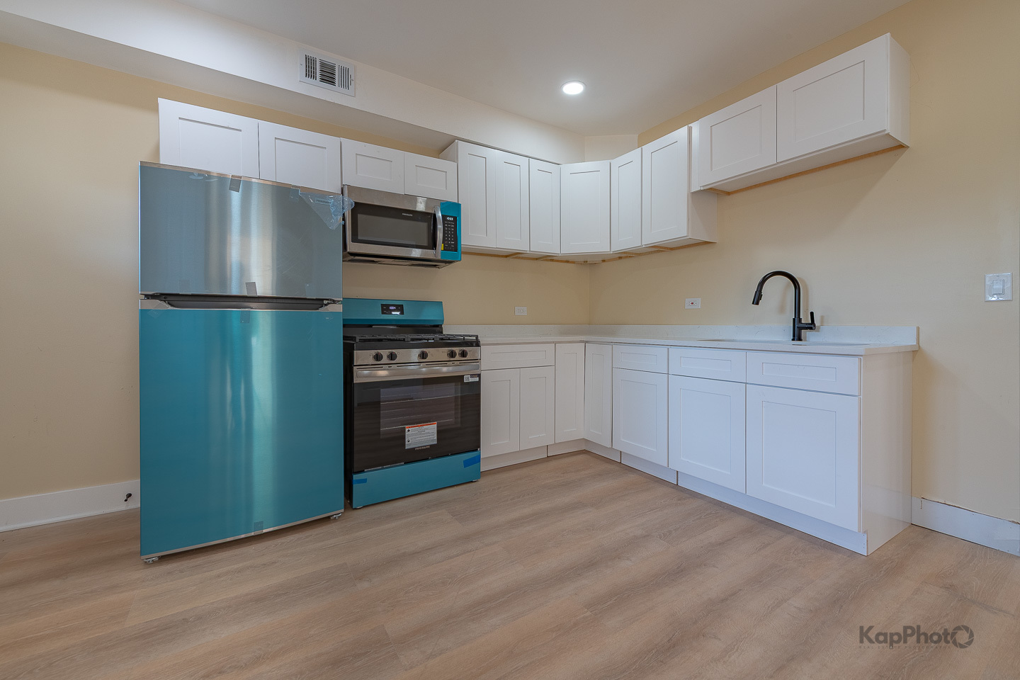 7727 South Carpenter Street Chicago IL 60620