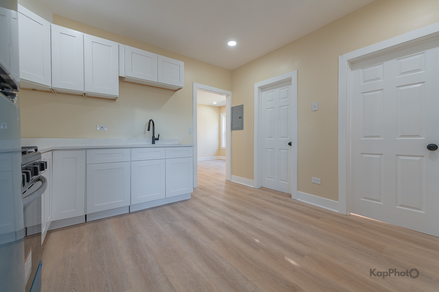 7727 South Carpenter Street Chicago IL 60620