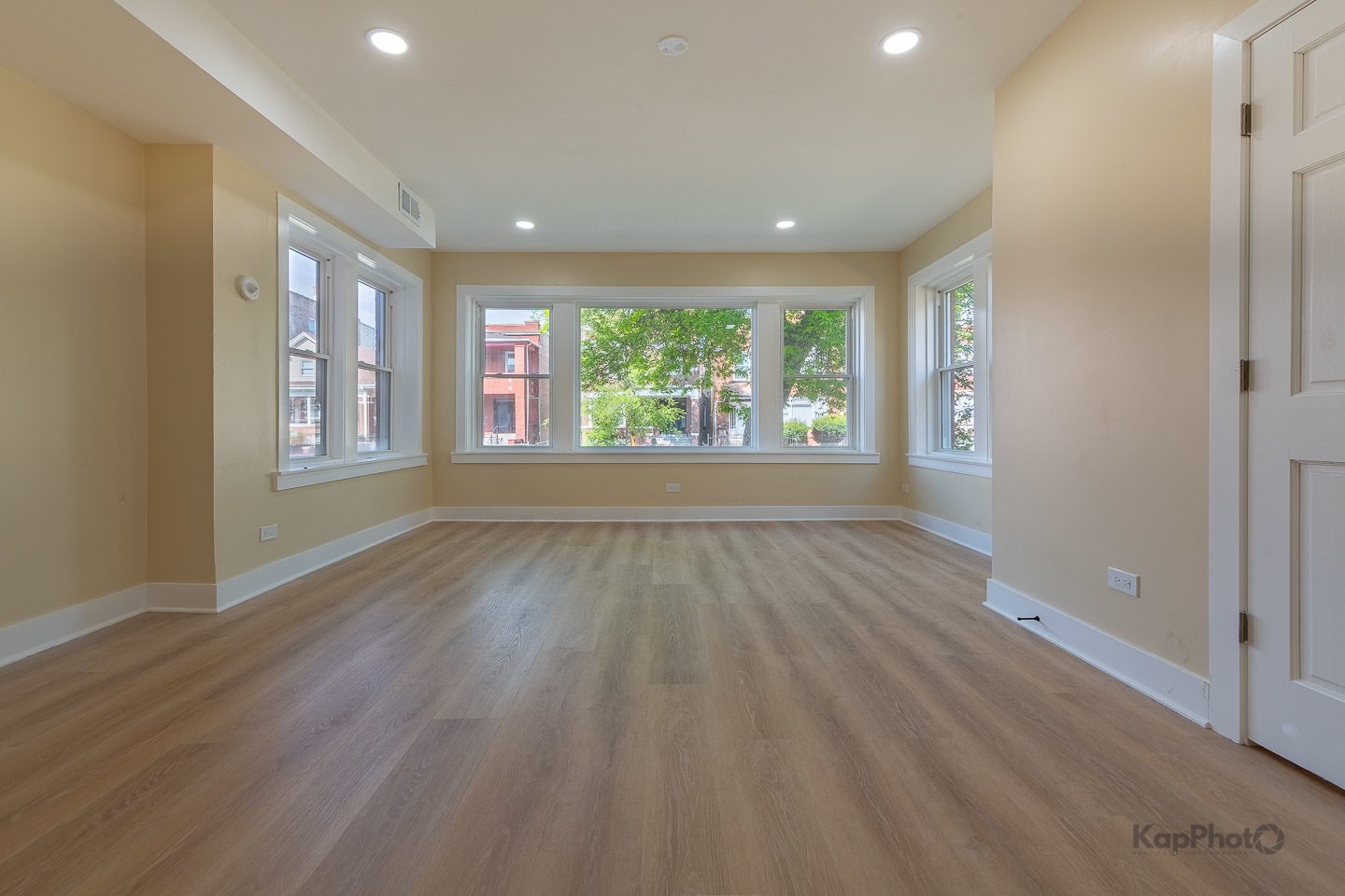7727 South Carpenter Street Chicago IL 60620