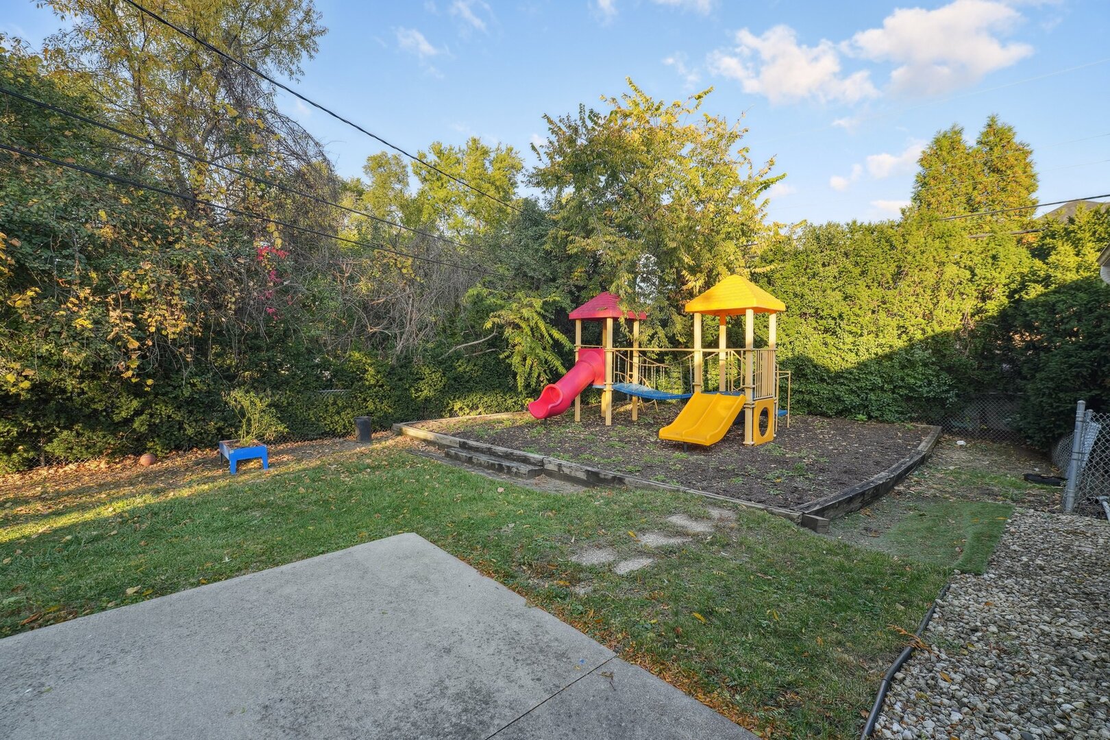 1S221 Summit Avenue Oakbrook Terrace IL 60181