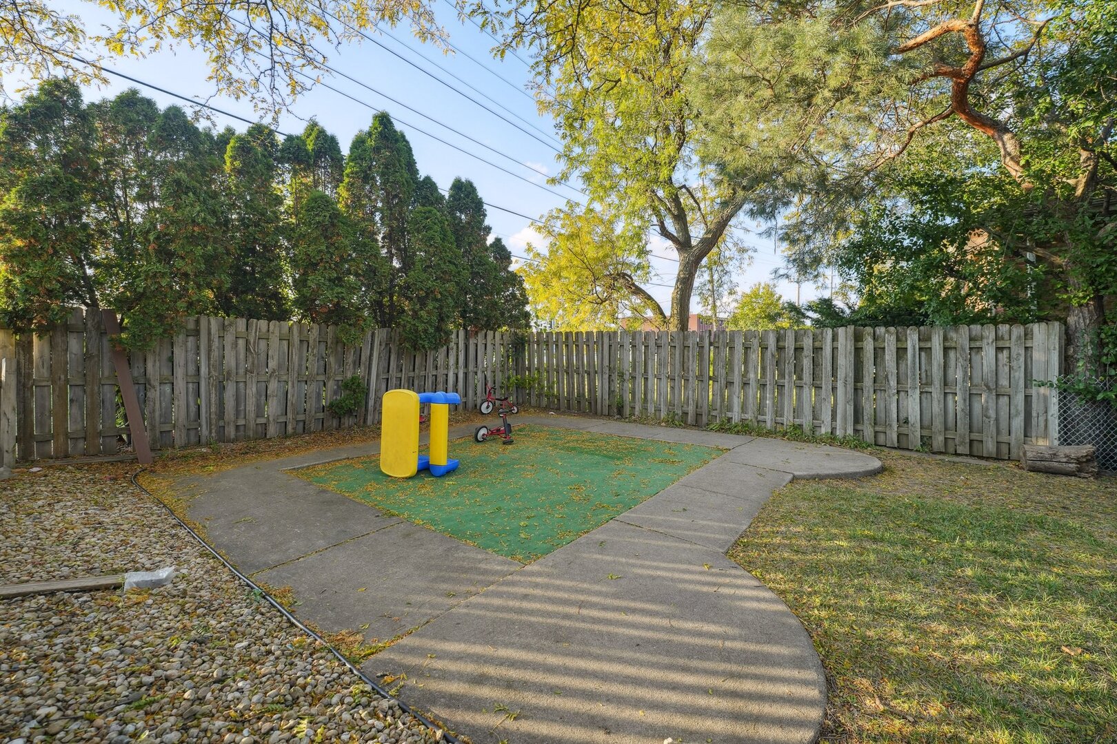 1S221 Summit Avenue Oakbrook Terrace IL 60181