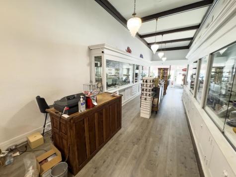 117 West Madison Street Pontiac IL 61764