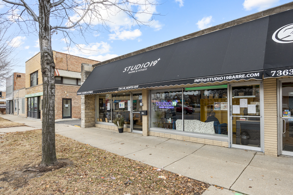 7361 North Avenue River Forest IL 60305