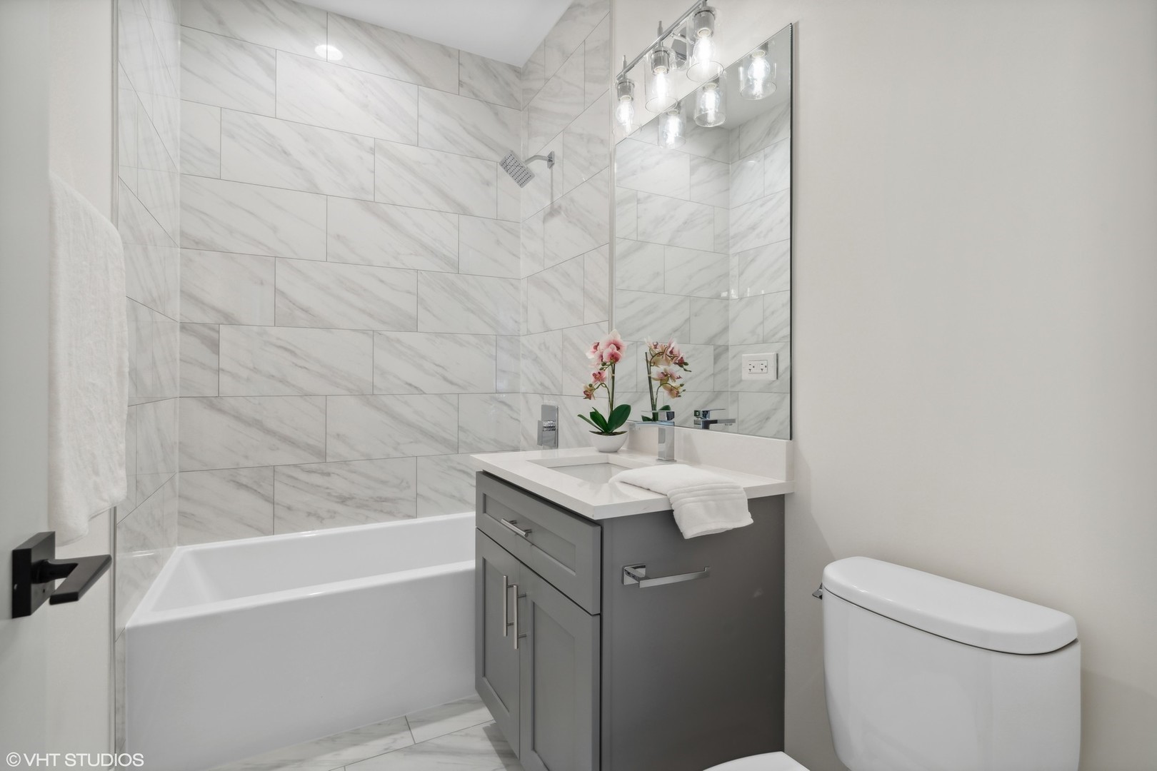 3335-3341 North Sheffield Avenue Chicago IL 60657