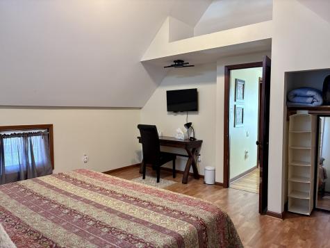 122 West Page Street Sycamore IL 60178