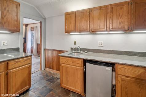 438 North Hough Street Barrington IL 60010