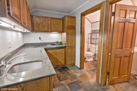 438 North Hough Street Barrington IL 60010