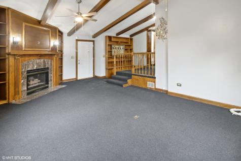 438 North Hough Street Barrington IL 60010