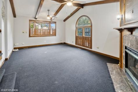 438 North Hough Street Barrington IL 60010