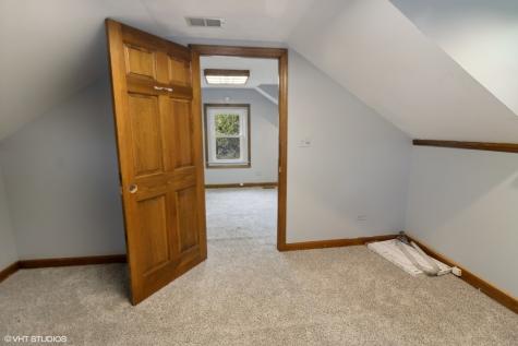 438 North Hough Street Barrington IL 60010