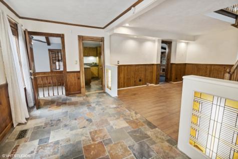 438 North Hough Street Barrington IL 60010