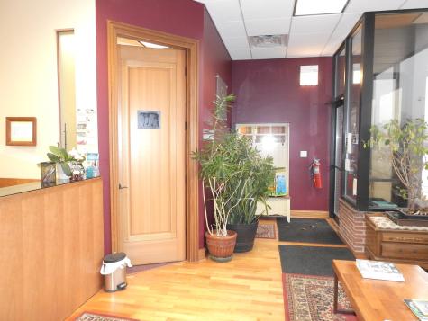 8130 North Milwaukee Avenue Niles IL 60714