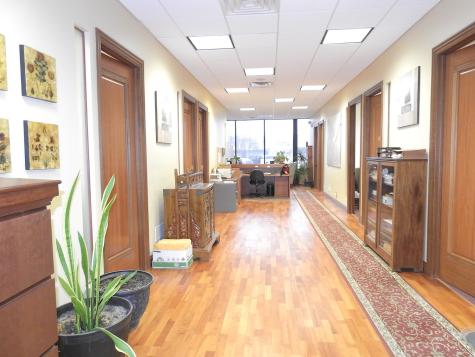 8130 North Milwaukee Avenue Niles IL 60714