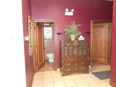 8130 North Milwaukee Avenue Niles IL 60714