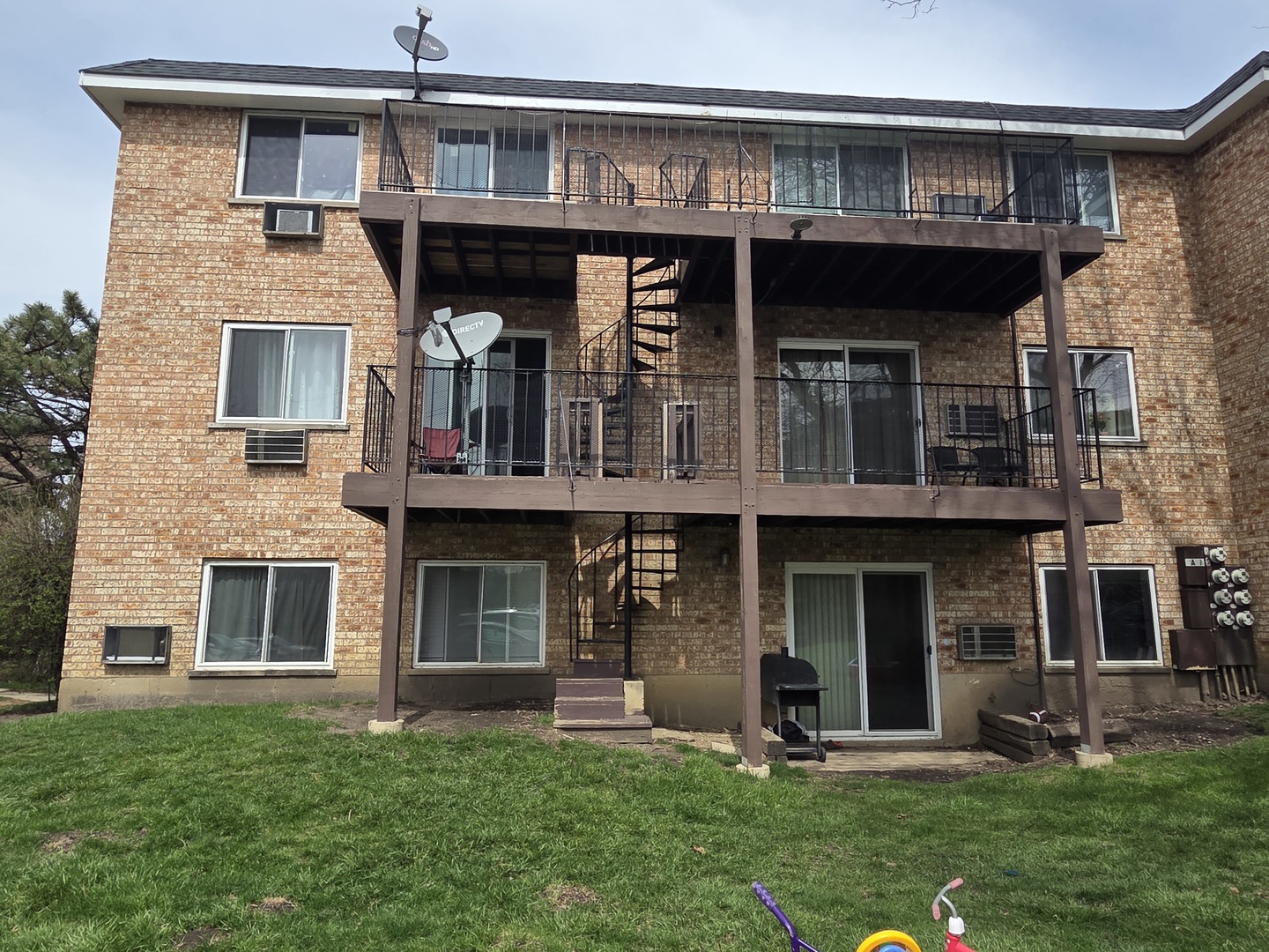 841 West College Boulevard Addison IL 60101