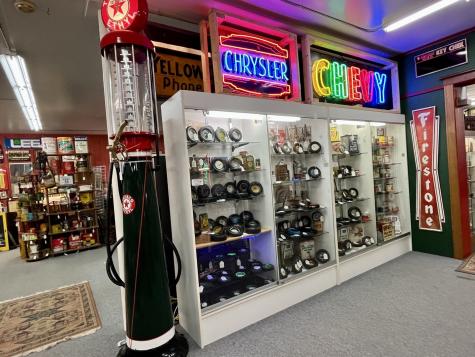 890 Lake Avenue Woodstock IL 60098