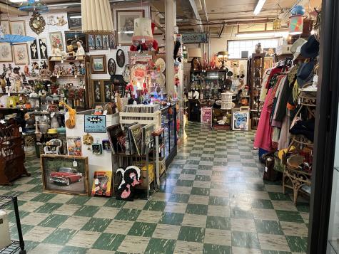 890 Lake Avenue Woodstock IL 60098