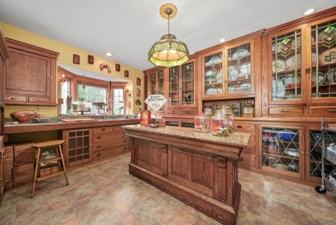 890 Lake Avenue Woodstock IL 60098