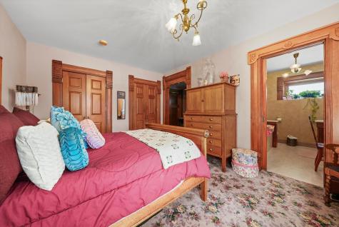 890 Lake Avenue Woodstock IL 60098