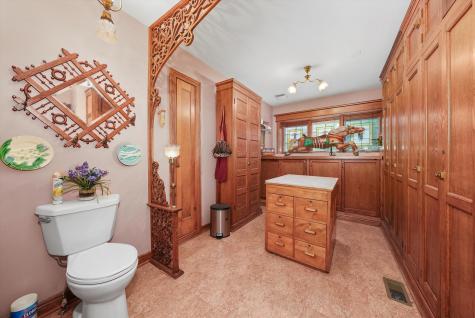 890 Lake Avenue Woodstock IL 60098