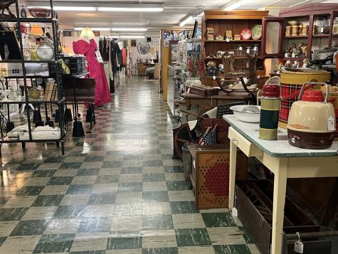 890 Lake Avenue Woodstock IL 60098