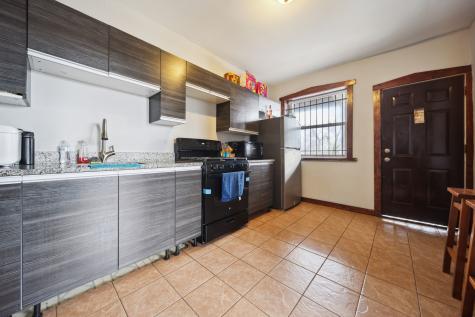 4537 West Congress Parkway Chicago IL 60624