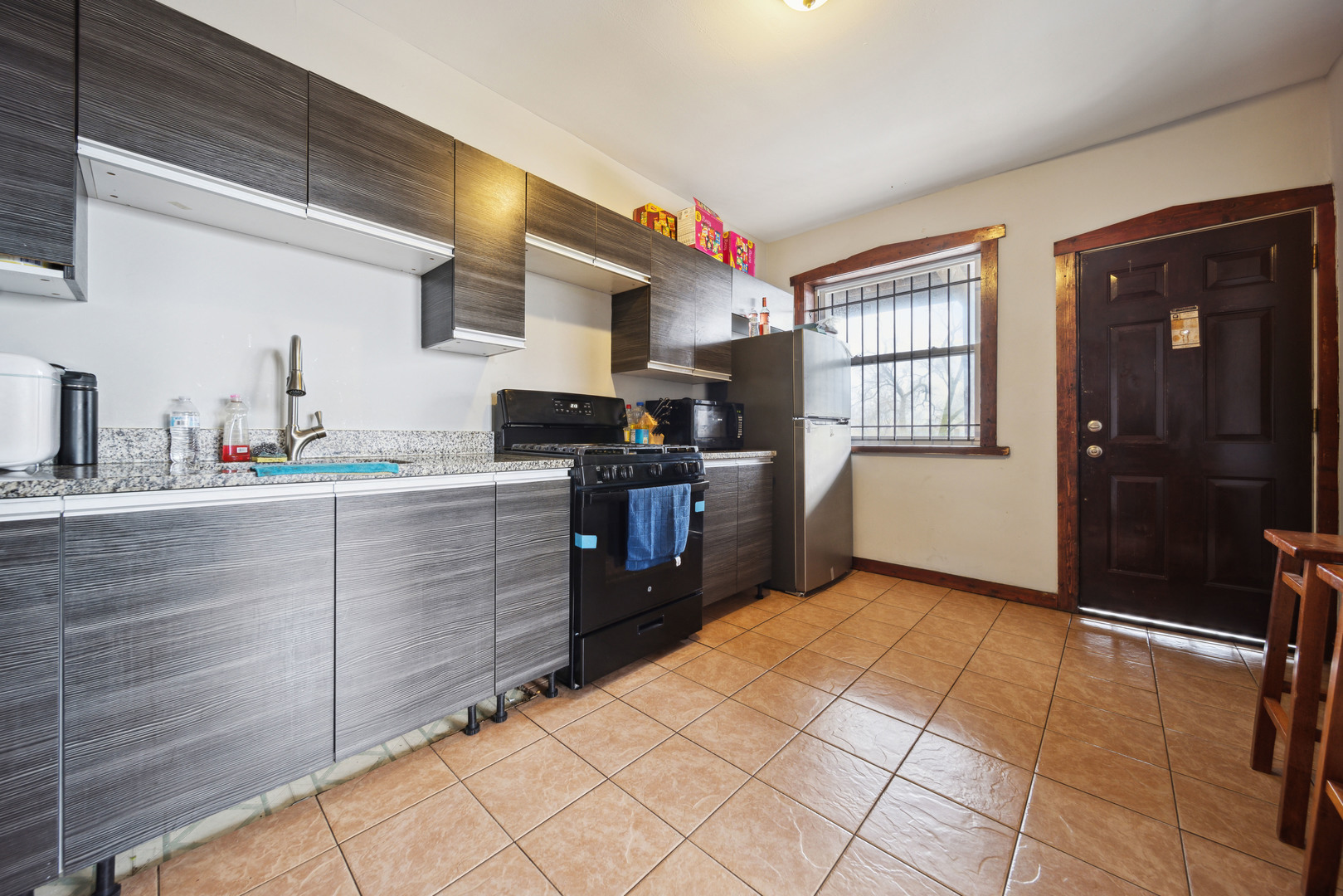 4537 West Congress Parkway Chicago IL 60624