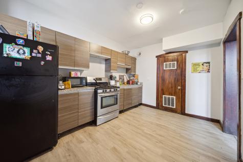 4537 West Congress Parkway Chicago IL 60624