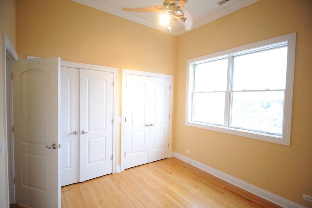 2903 West Irving Park Road Chicago IL 60618