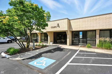 1S280 Summit Avenue Oakbrook Terrace IL 60181